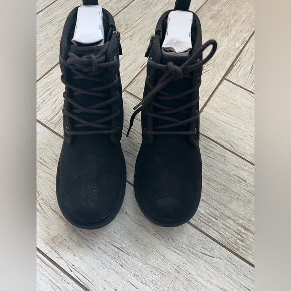 Black Lace-Up UGG NEUMEL Boots - Picture 4 of 5